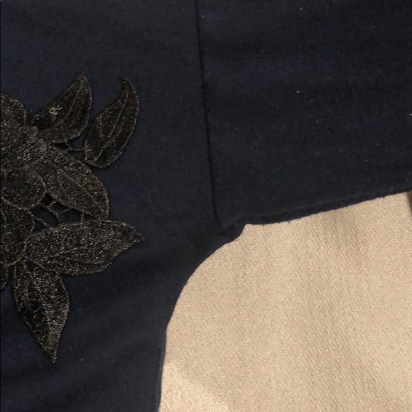 Blouse - Picture 3 of 6